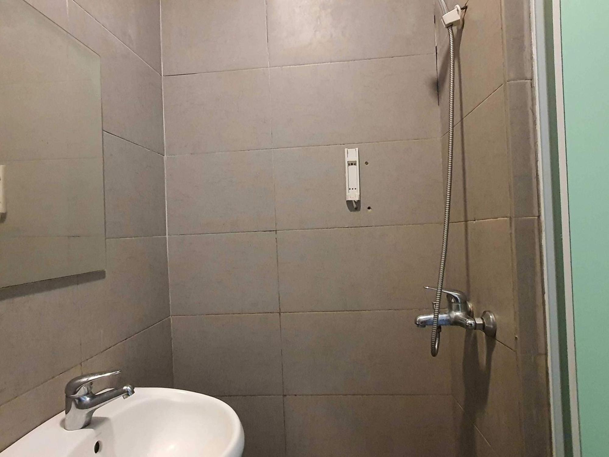 Oyo 91053 Signature Inn Miri Kültér fotó